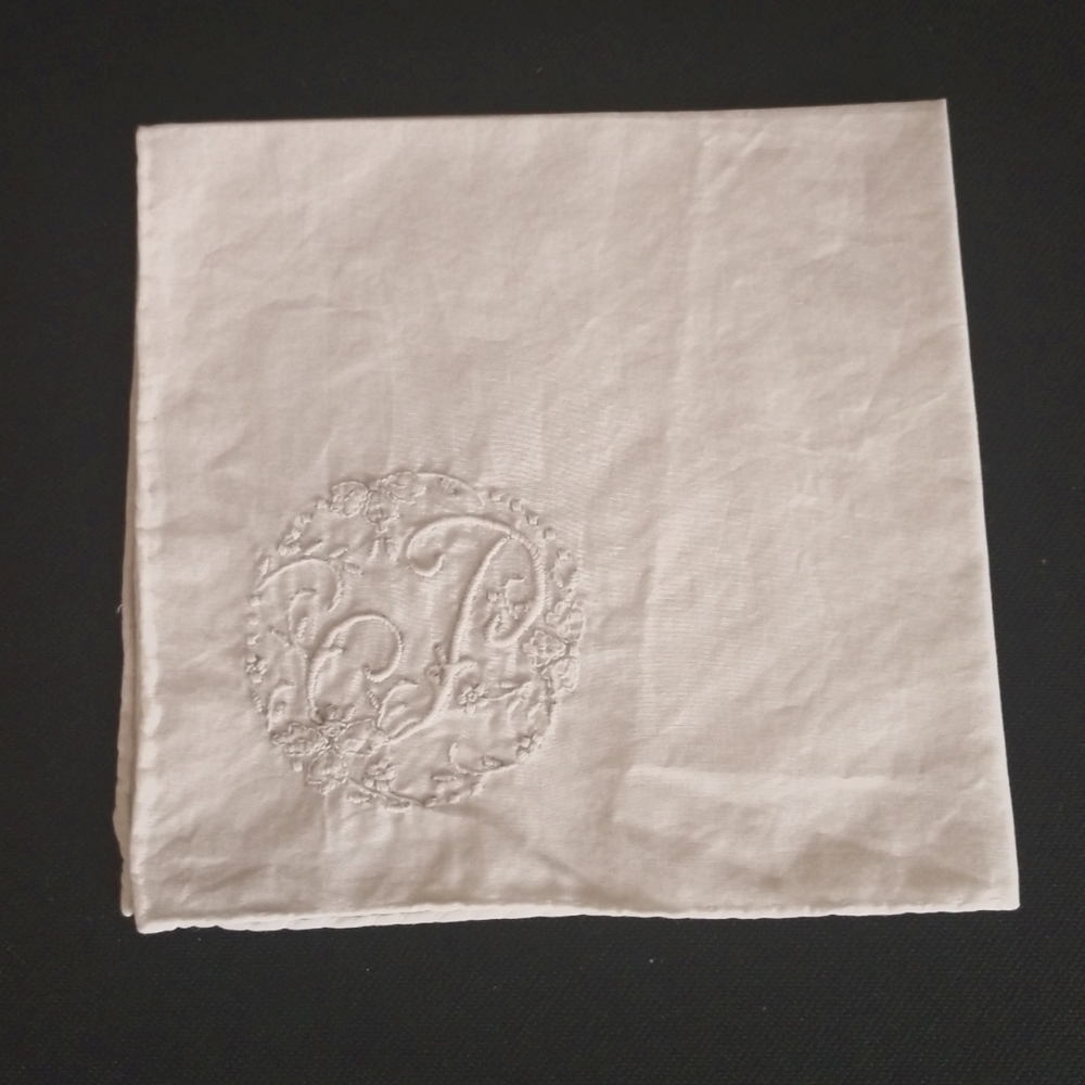 ❤️3/$15 Final Reduction! Embroidered Ladies Handkerchief Made in Hungary